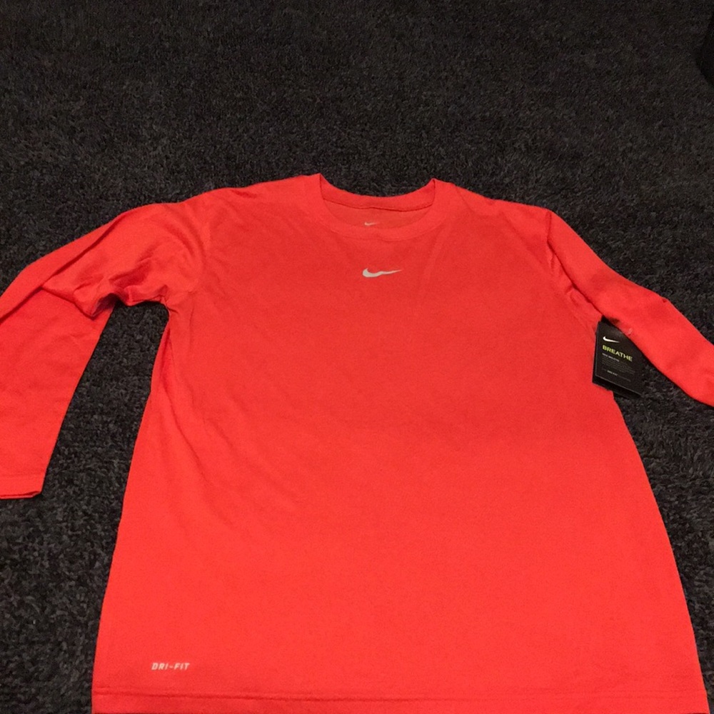 NWT Boys Nike Dri-Fit shirt